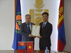 Cộng đồng người Việt quyên góp ủng hộ Mông Cổ khắc phục hậu quả thiên tai